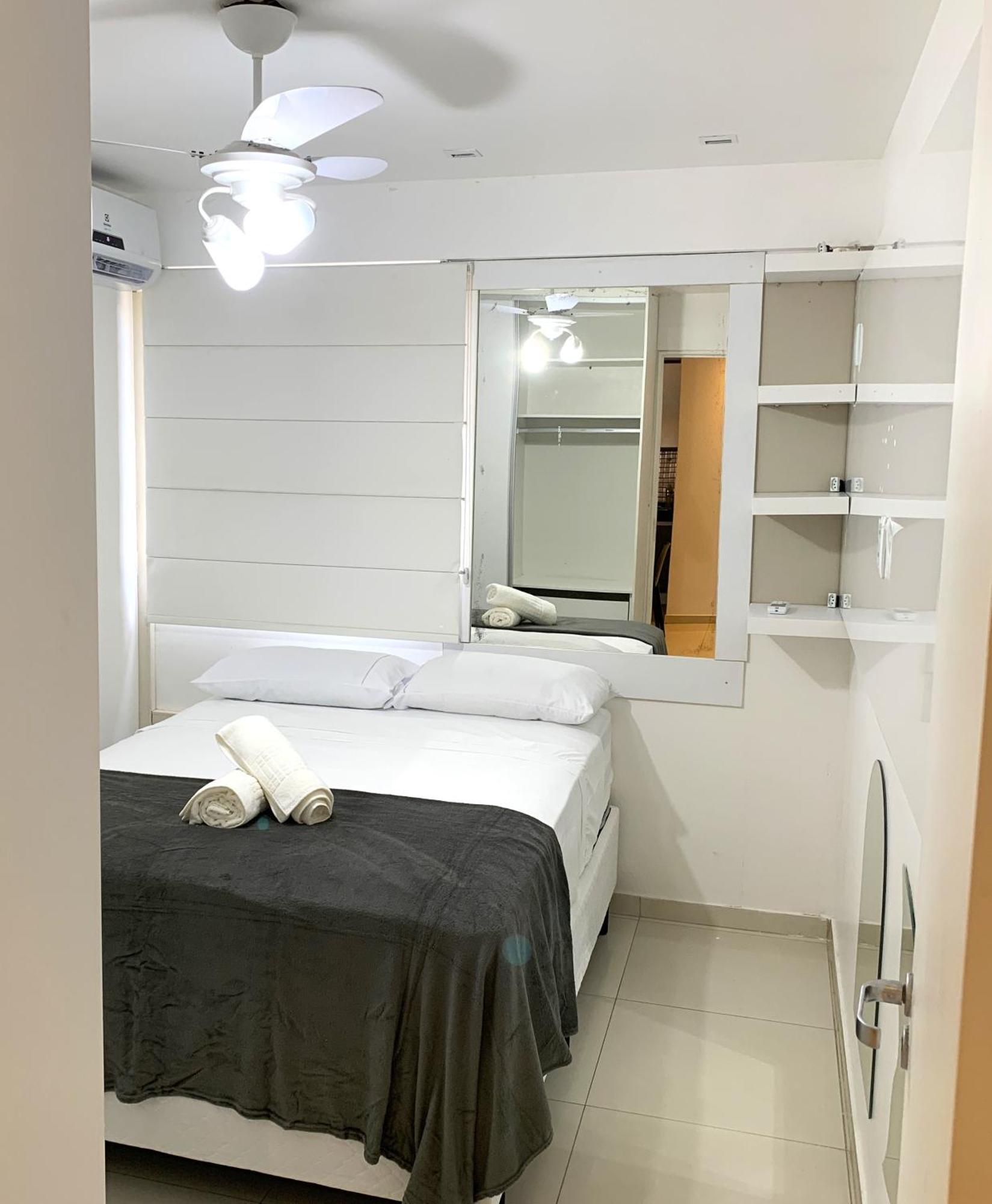Apartamento Apto 3 Quartos I Alto Padrao I 250m Da I Piscina I Garagem *