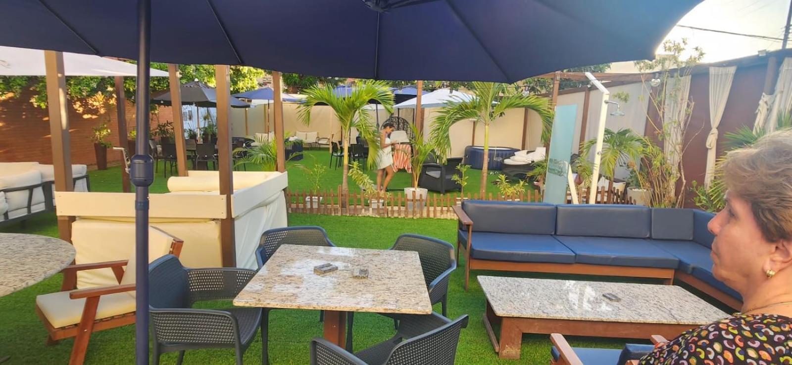 Laguna Hotel 3*