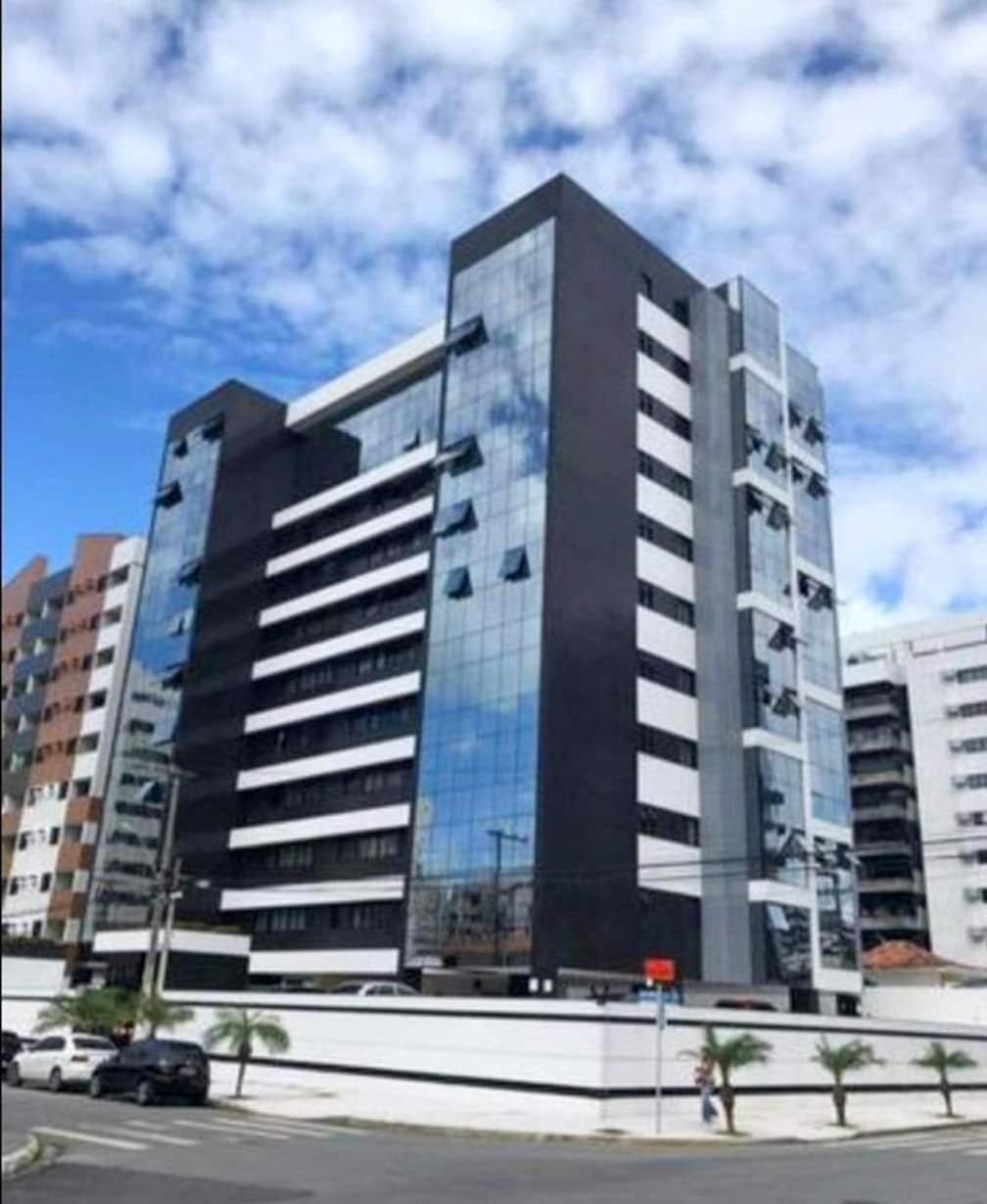 Apartamento Ape Com Localizacao Estrategica Na Ponta Verde! *