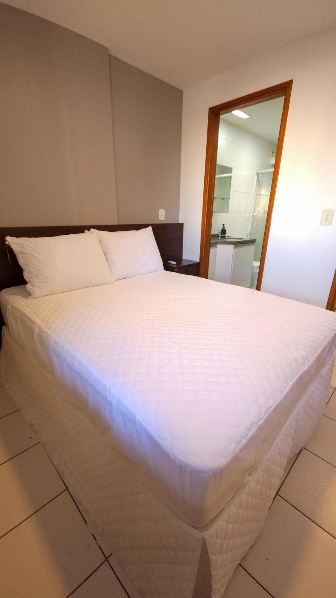 Apartamento Ape Com Localizacao Estrategica Na Ponta Verde!
