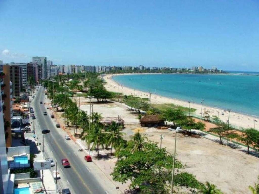 BEIRA MAR PAJUÇARA COM VARANDA E VISTA apto 603 *