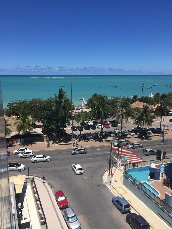 Apartamento BEIRA MAR PAJUÇARA COM VARANDA E VISTA apto 603 *