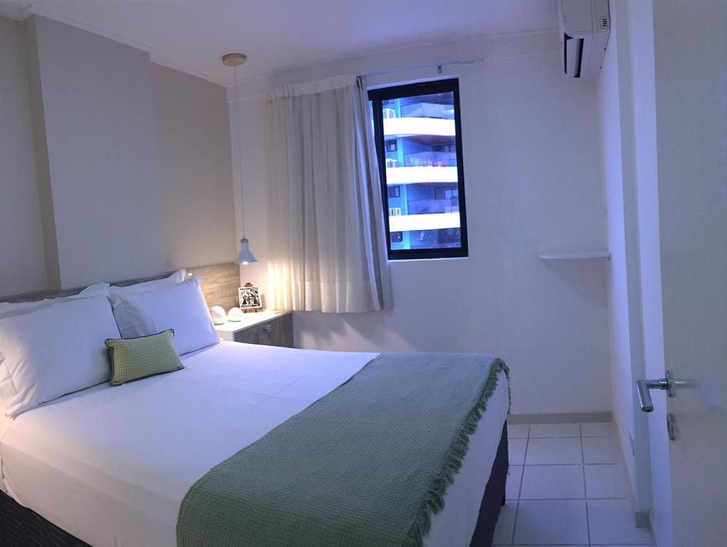 Apartamento BEIRA MAR PAJUÇARA COM VARANDA E VISTA apto 603 Maceió