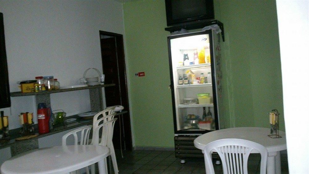 Pensão Poutur 2*