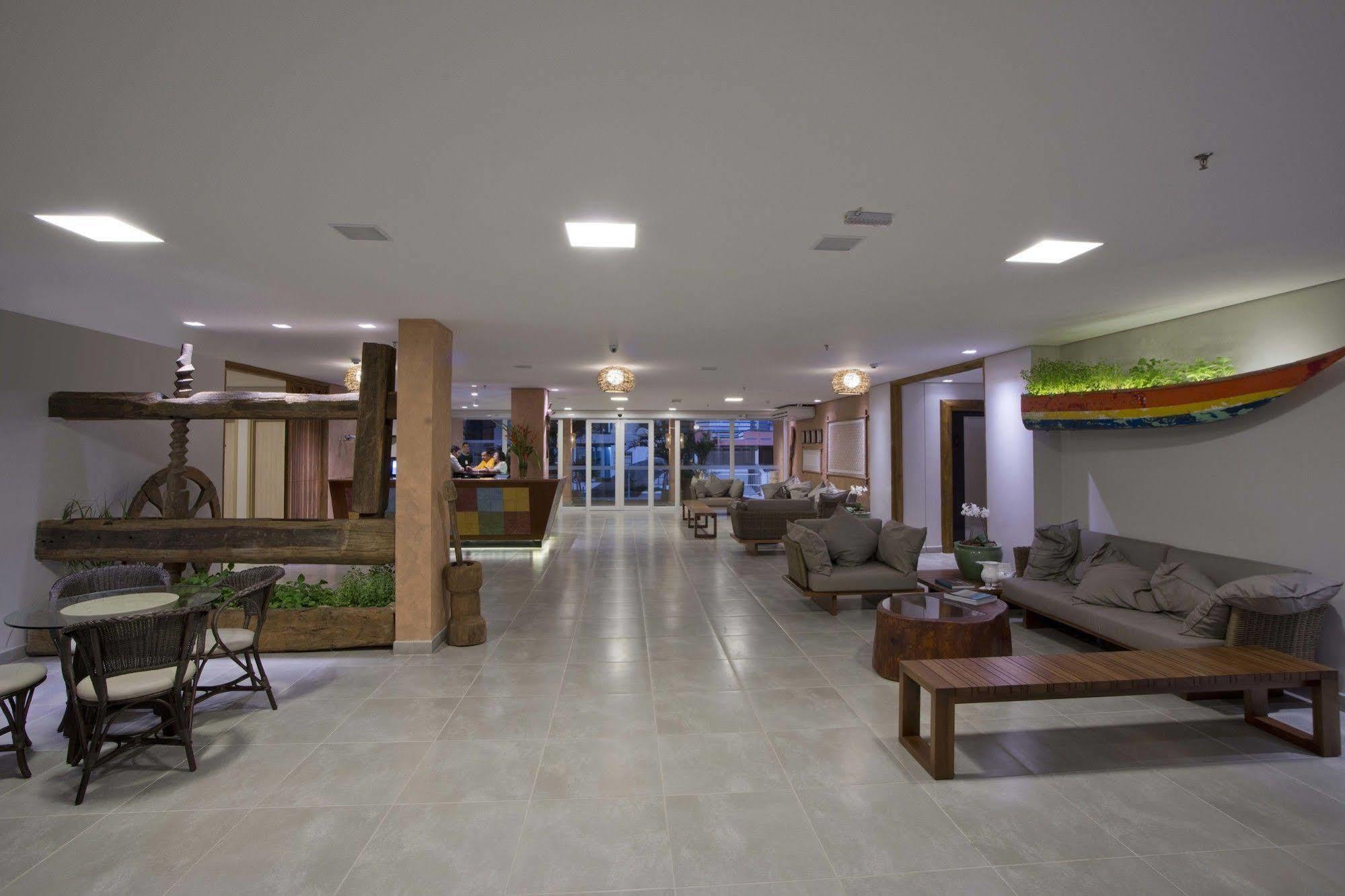 Ponta Do Frances Hotel 4*