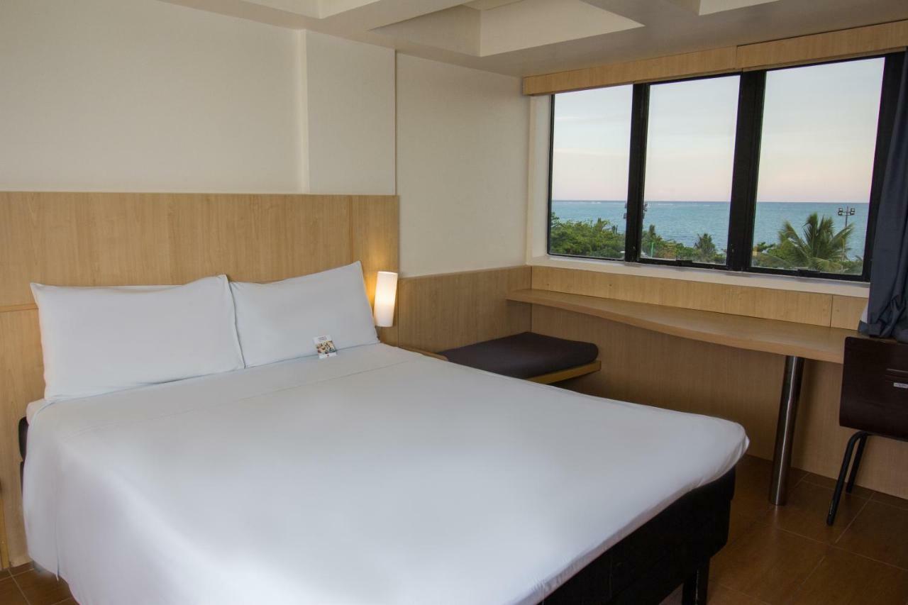 Ibis Pajucara 3*