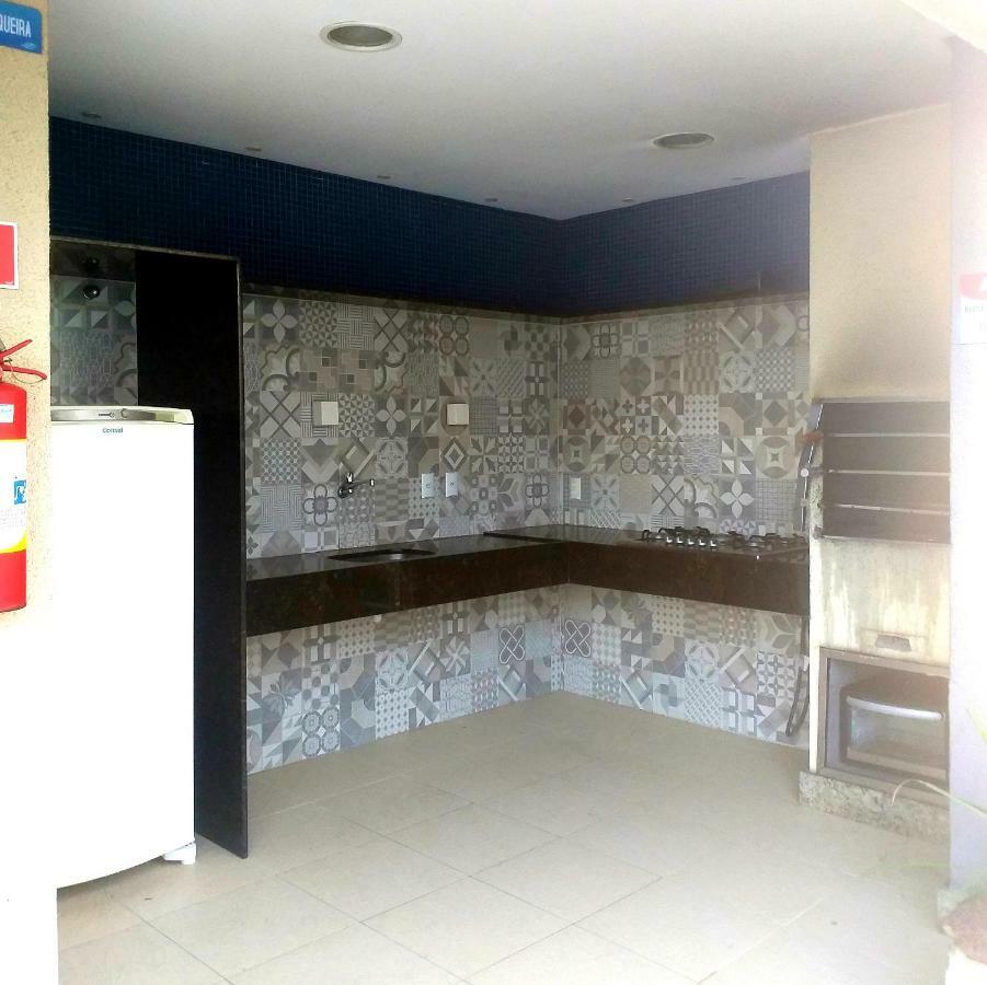 Apartamento 2 Quartos A 4 Minutos Do Mar De *