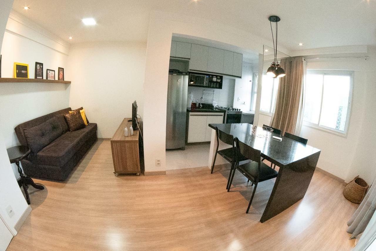 Apt Em Condominio De Luxo A Beira Mar De Apartamento