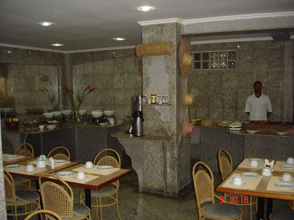 Colonial Hotel