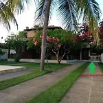Linda Casa Na Praia De Sauacuhy - Ipioca - Al