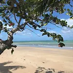 Linda Casa Na Praia De Sauacuhy - Ipioca - Al