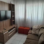 Apartamento 02 Quartos Climatizados
