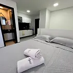 Sky Concept - 817 - Studio Climatizado