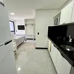 Sky Concept - 817 - Studio Climatizado