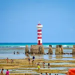 Apto a 150m da praia da Ponta Verde (quarto/sala)