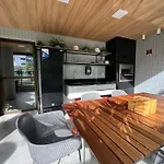 Apartamento Aconchegante Para Quem Busca Lazer.