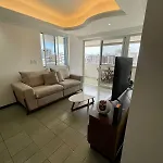 Amplo Apartamento Com 196 M2