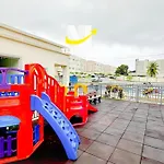 Apartamento Moderno Com Piscina, Churrasqueira E Garagem!