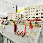 Apartamento Moderno Com Piscina, Churrasqueira E Garagem!