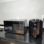 Apartamento Moderno Com Piscina, Churrasqueira E Garagem!