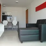 Apto na primeira quadra praia! Quarto e sala-Absolut Class