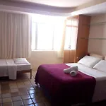 Flats a beira mar em hotel na pajuçara