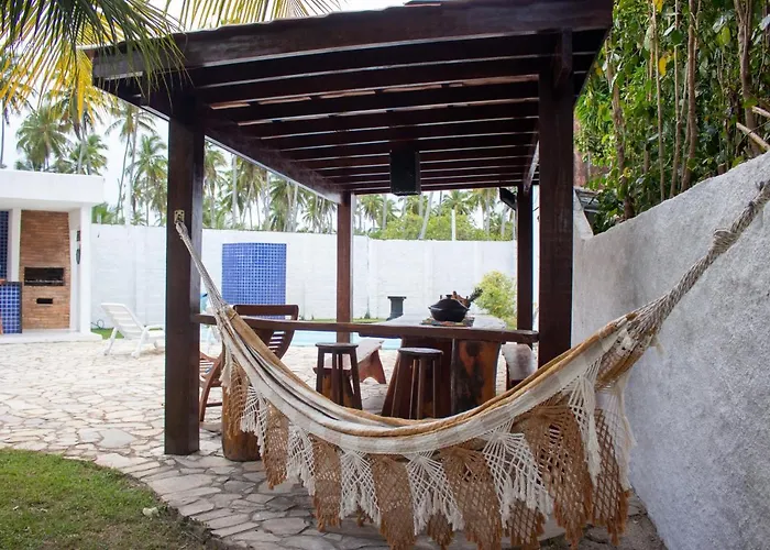 CASA MAR IPIOCA Condomínio exclusivo pé na areia