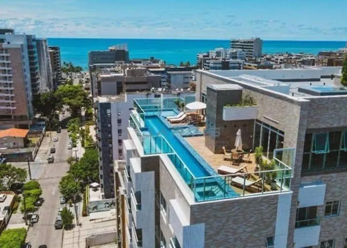 Excelente Apartamento Em Maceio - 250 Metros Da Praia De Ponta Verde