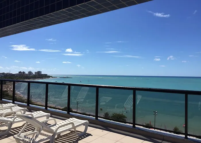Na Beira Mar De Pajucara - Edificio Neo 2 - Tem Varanda - Vista Lateral Do Mar- Apartamento Com 02 Quartos - Avenida Doutor Antonio Gouveia 1081- Consumo Eletrico E Pago No Ckeck-Out 1Kwh E 1,35 Reias
