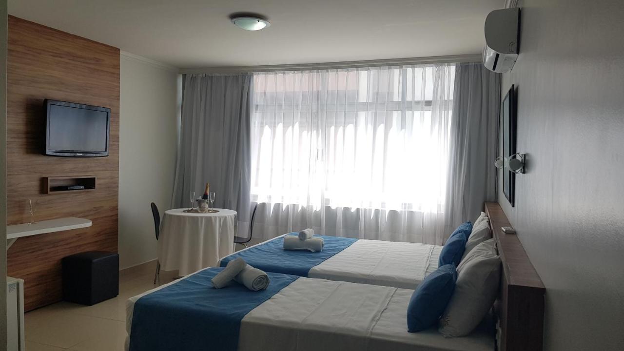 Flats A Beira Mar Em Na Pajucara Apartamento