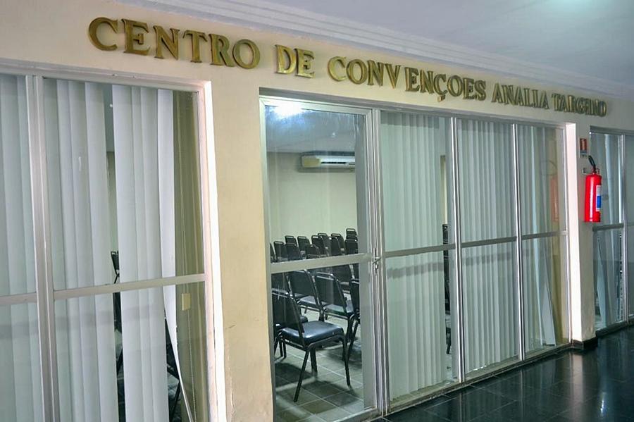 El Aram Express 3*