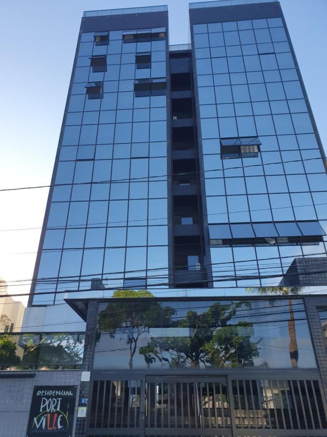 Residencial Portville Pajucara, N 1495 *