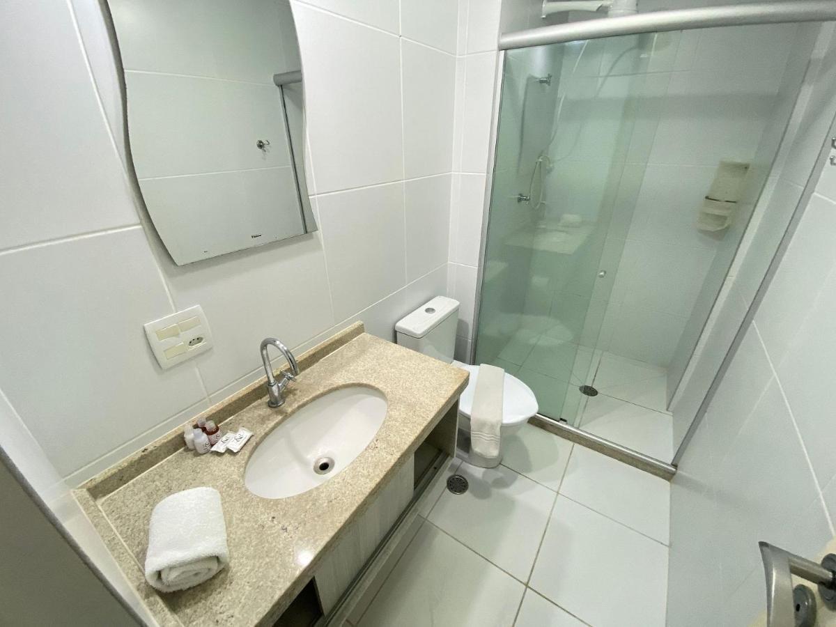Apartamento Edificio Jtr Com Saida Para Orla - Torre India Apto 205