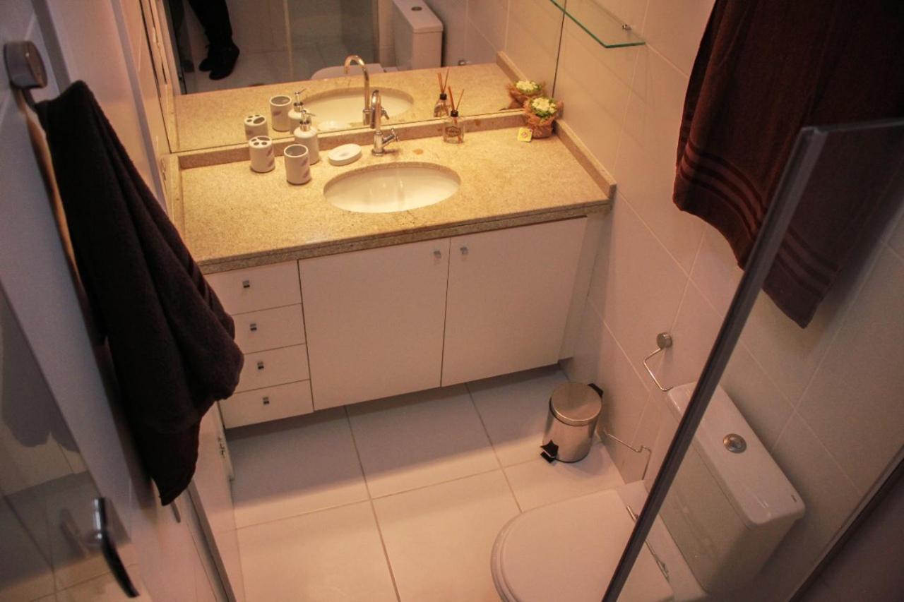 Luxuoso Beira Mar 03 Quartos Apartamento