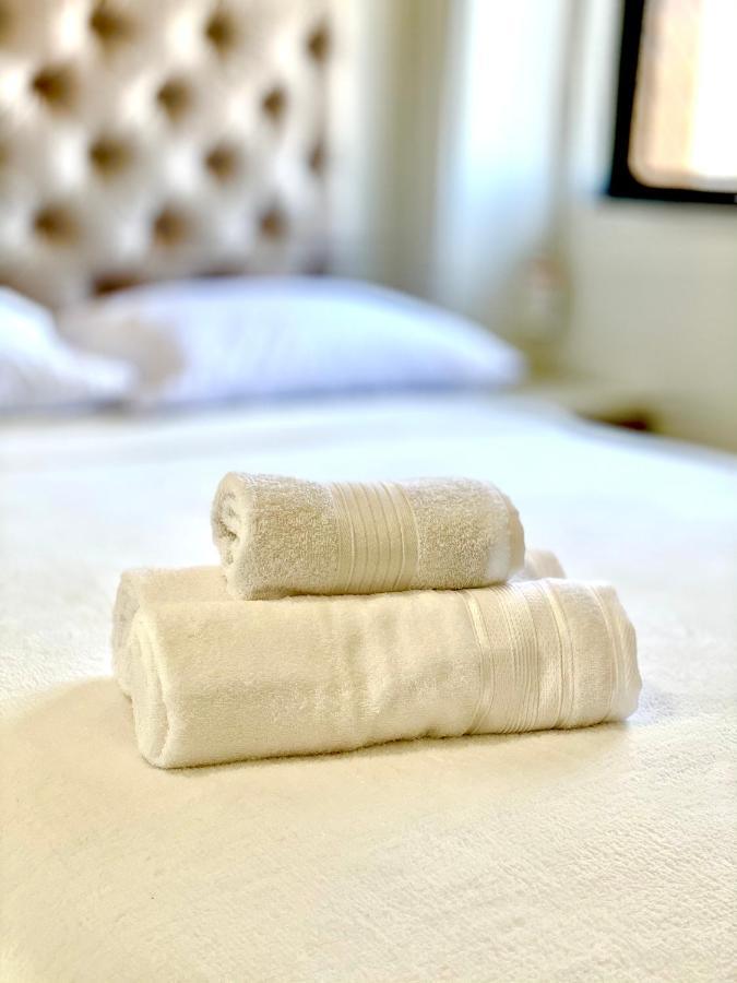 Apartamento 02 Quartos, A 100 Metros Da De Pajucara Maceió