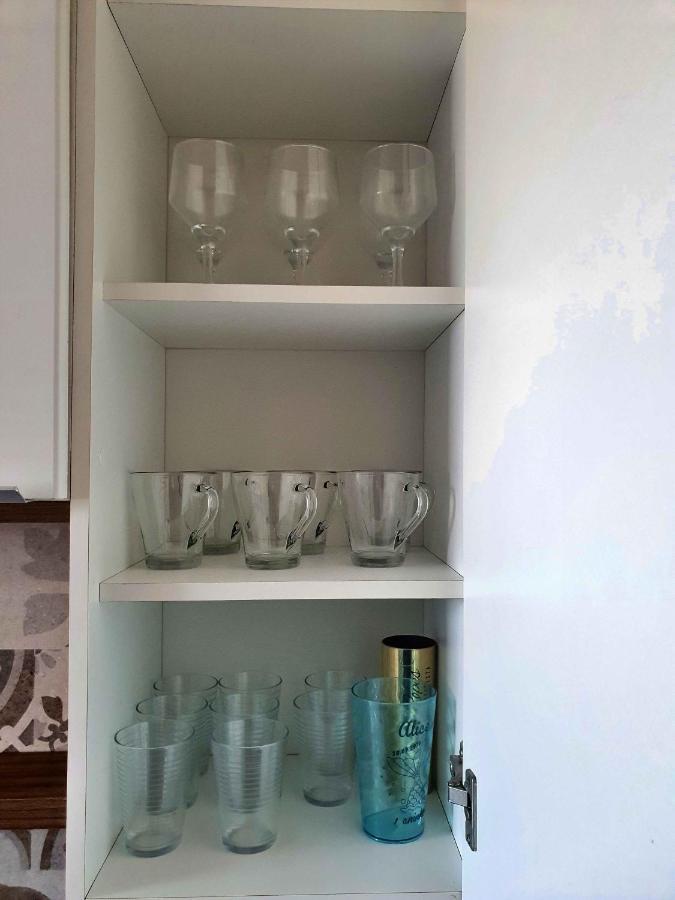 Apartamento 02 Quartos, A 100 Metros Da De Pajucara Maceió