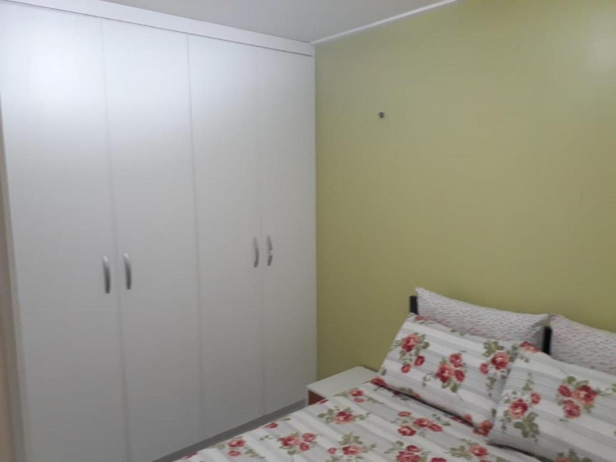 Apartamento Na Beira Mar De Pajucara- Edif Neo- Apartamento Quarto E Sala - Possui Varanda- Vista Lateral Do Mar -rua Julio Plech Filho 60 Esquina Com Avenida Doutor Antonio Gouveia - Consumo Eletrico E Pago No Ckeck-out 1kwh E 1,35 Reias- Tem Tela De Protecao *