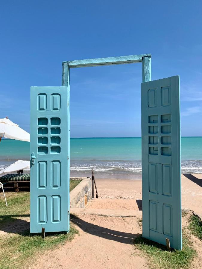 Casa de férias Casa Duplex Beira Mar Com Caseiro De Cortesia Em *