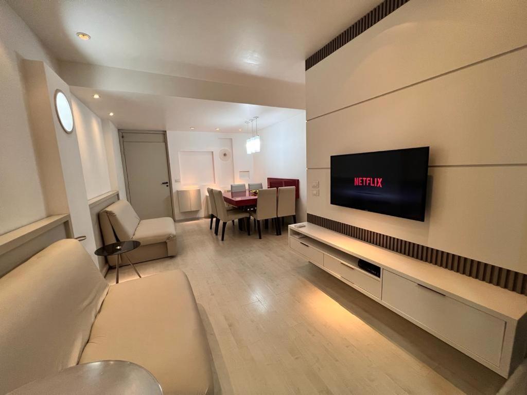 Apartamento Apartamento 2 Quartos Beira-mar Ponta - Castelo B Temporada *