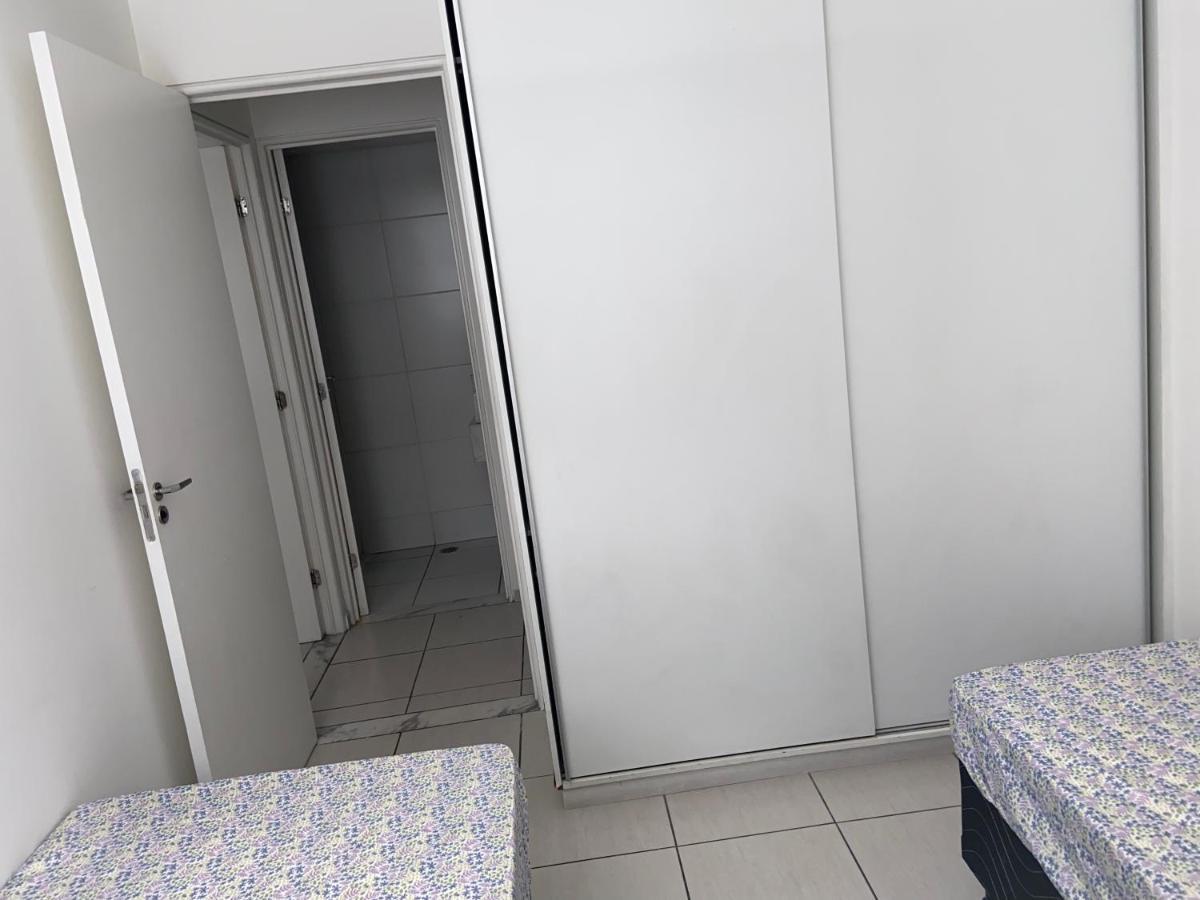 Apart. Dois Quartos Na Ponta Apartamento