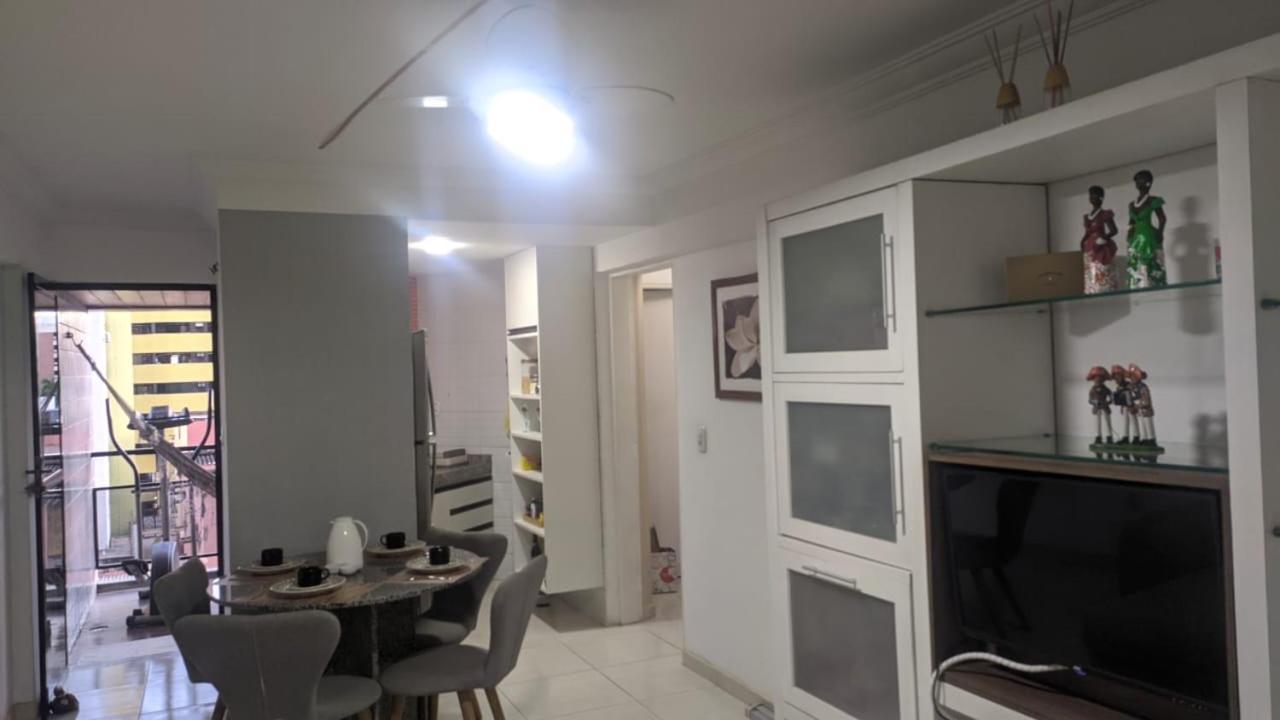 Flat Mobiliado Na Ponta Apartment