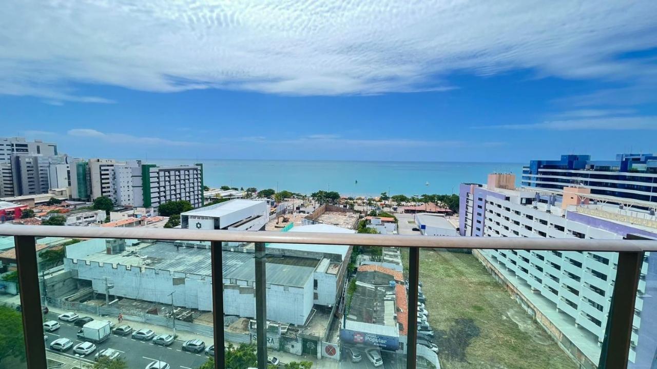 Apartamento Gales De Pajucara: Beachfront With Rooftop Pool