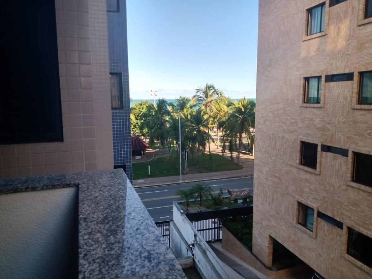 Na Beira Mar: Oceanfront With Lateral Sea View Apartamento *