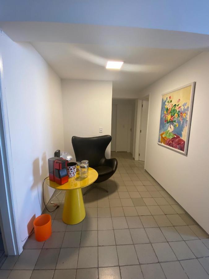 Apartamento Apto Agradavel E Proximo Da De Ponta *