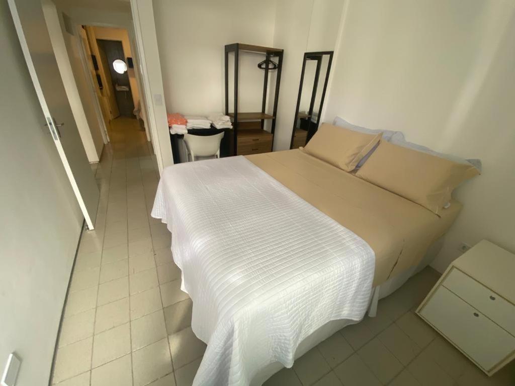 Apto Agradavel E Proximo Da De Ponta Maceió