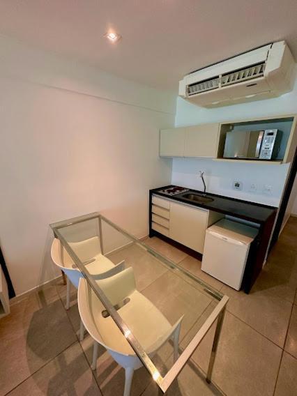 Flat No Ritz