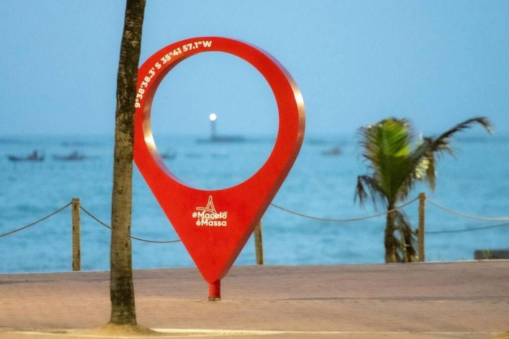 Apartamento Ponta Verde: 50m Do Mar -apto Completo Wifi 500mb Maceió