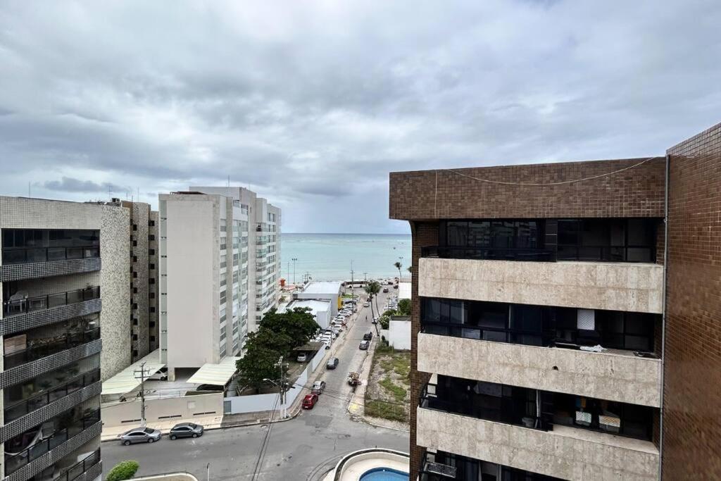 Excelente Apartamento Em Ponta Verde Apartamento *
