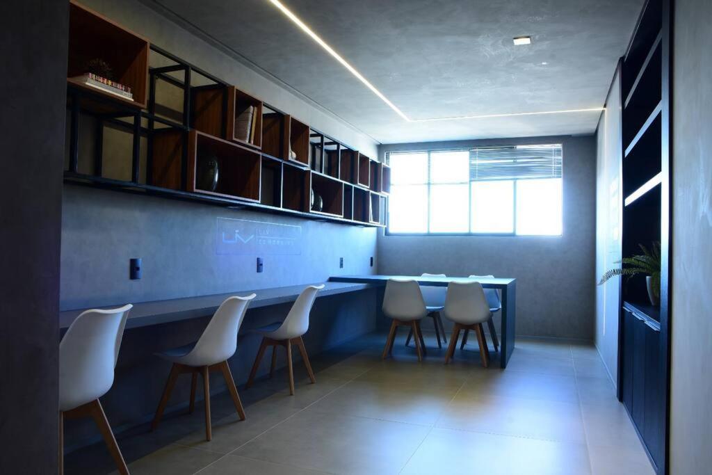 Apartamento Novo E Completo Ha 500m Da Ponta Verde!
