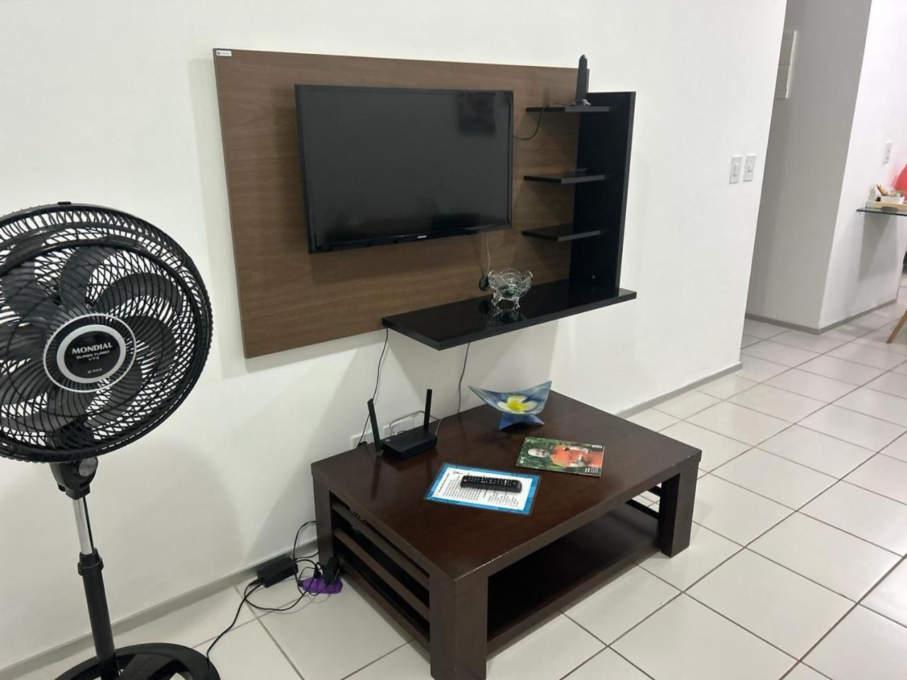 No Edificio Setai Apartamento *